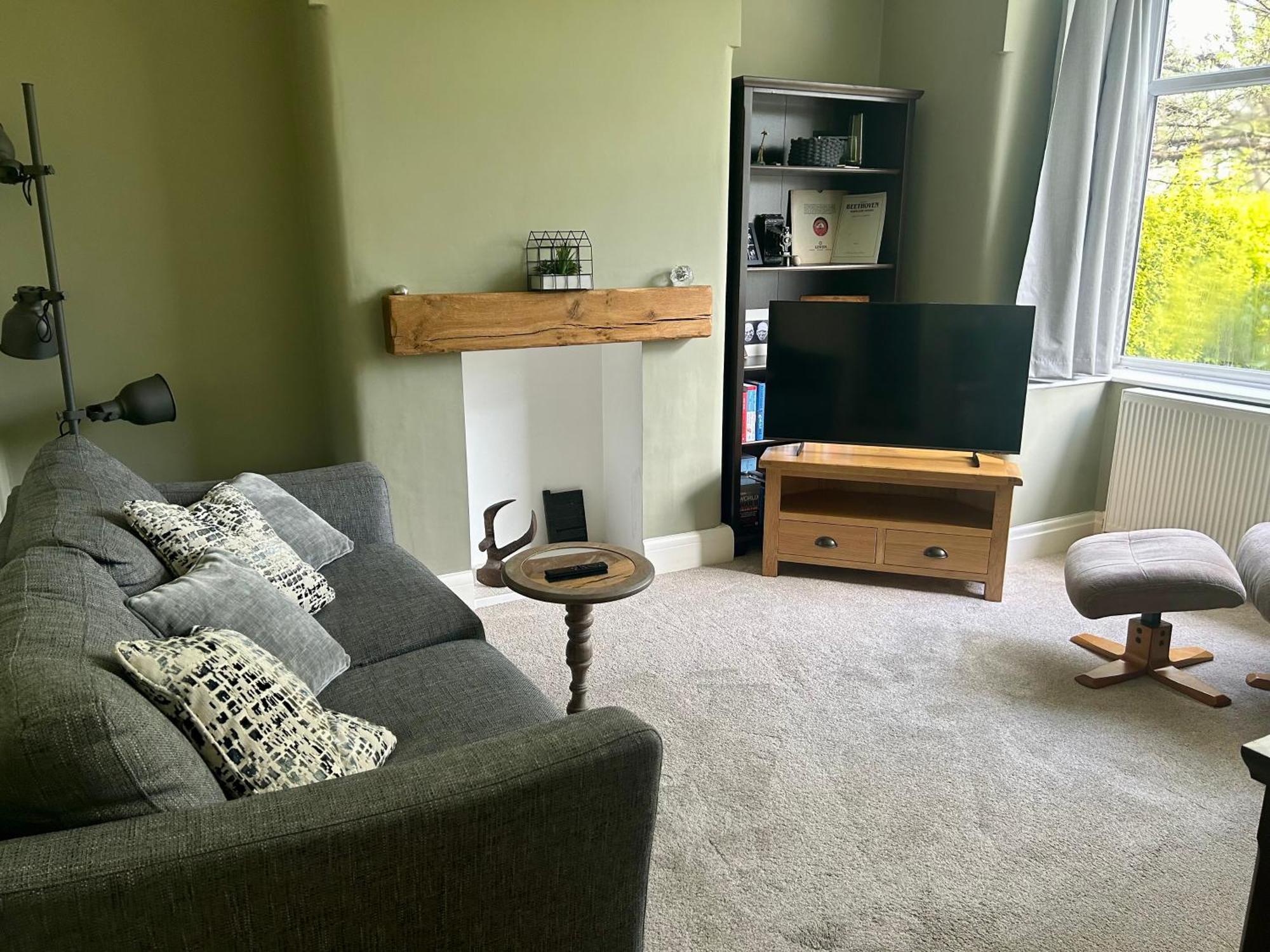 Quiet Double Bedroom With Garden View, Breakfast Hazel Grove ภายนอก รูปภาพ