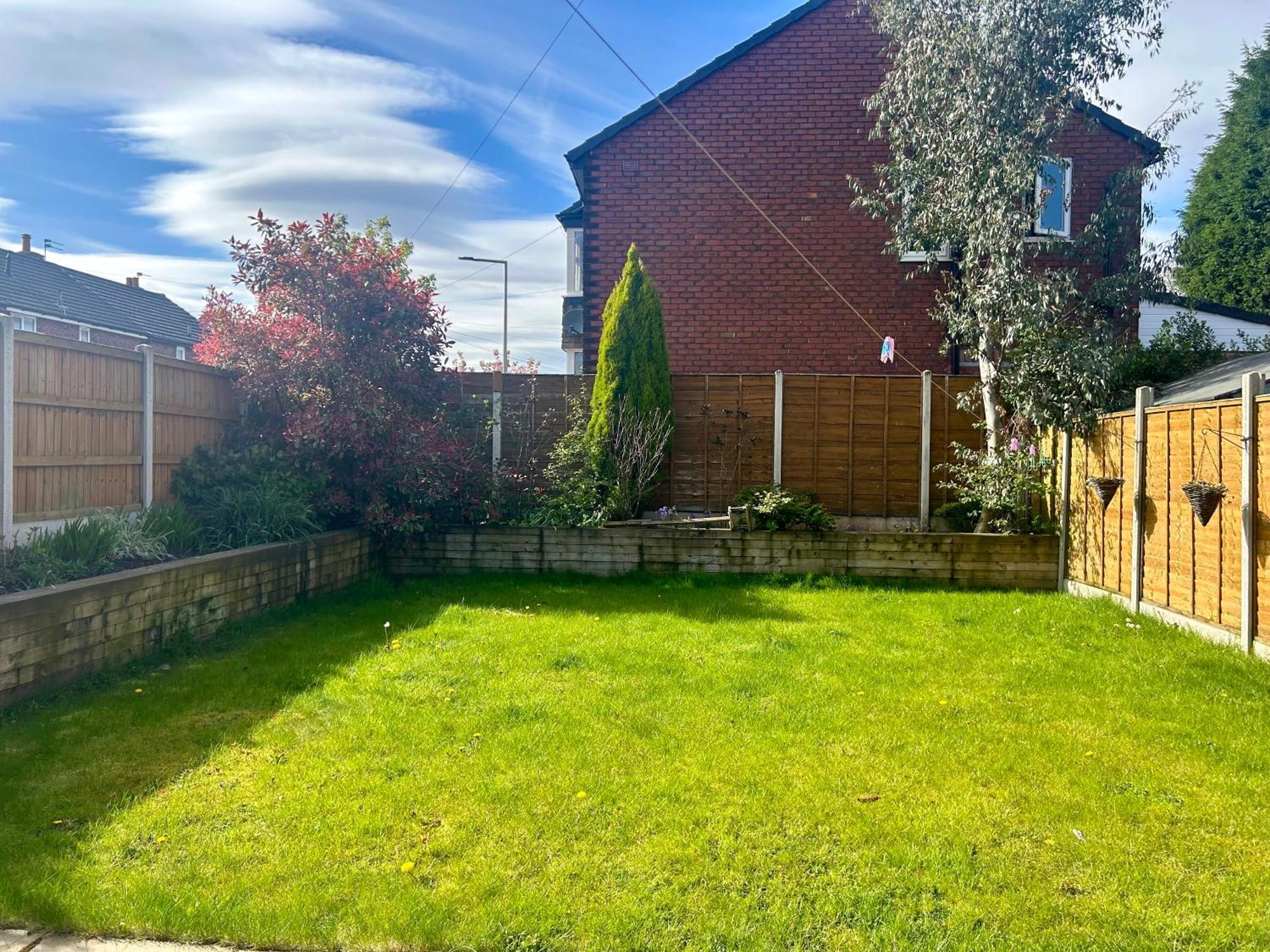 Quiet Double Bedroom With Garden View, Breakfast Hazel Grove ภายนอก รูปภาพ